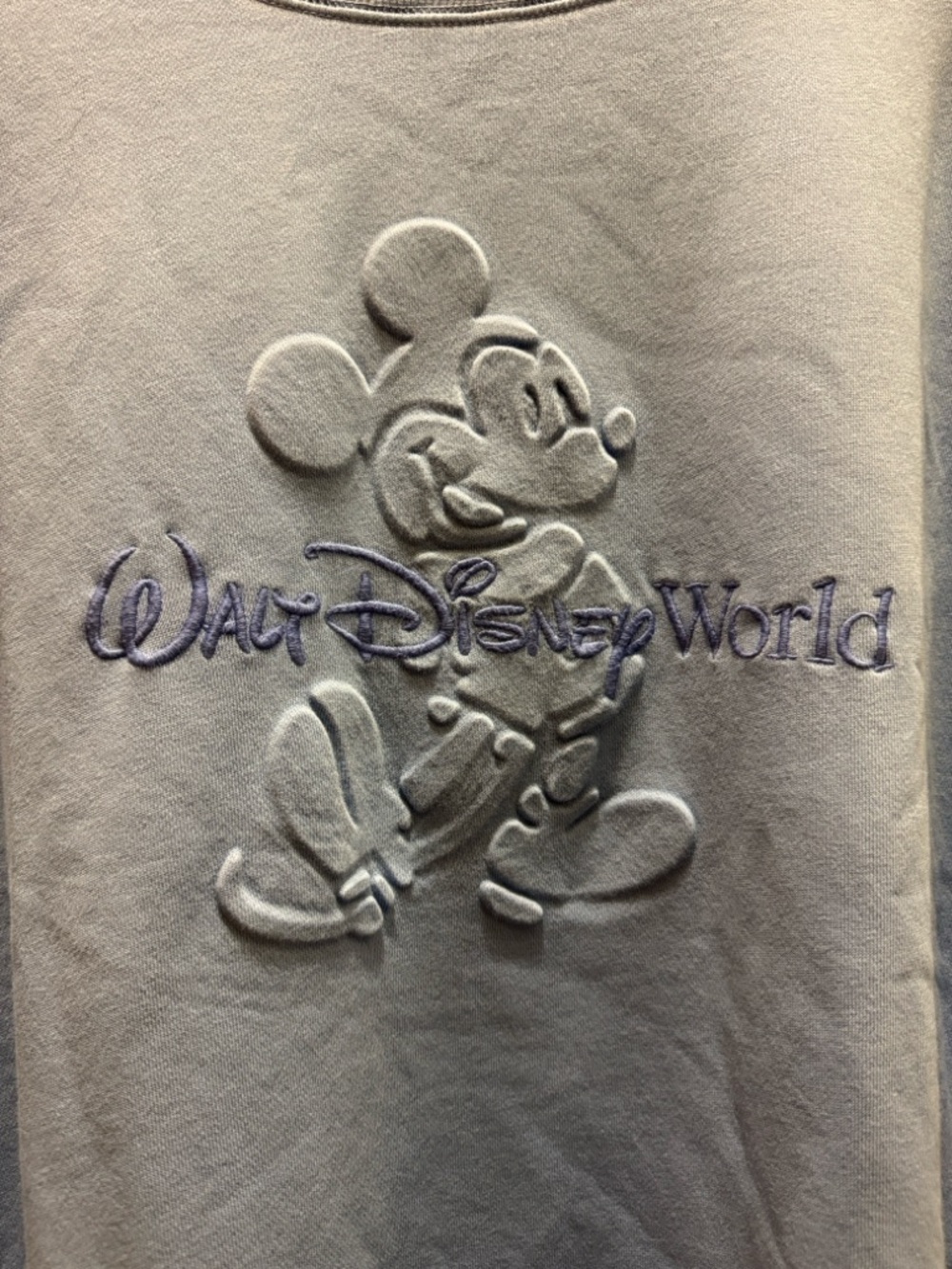 NWT 2026 Women’s Mickey Mouse Walt Disney World Pullover Sweatshirt XL - Picture 2 of 11